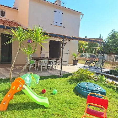 بيت للعطل Maison De Famille A 2 Kms De La *