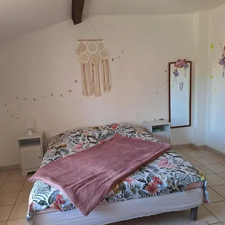 بيت للعطل Maison De Famille A 2 Kms De La