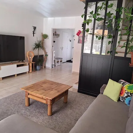 Maison De Famille à 2 Kms De La Casa vacanze Le Pradet